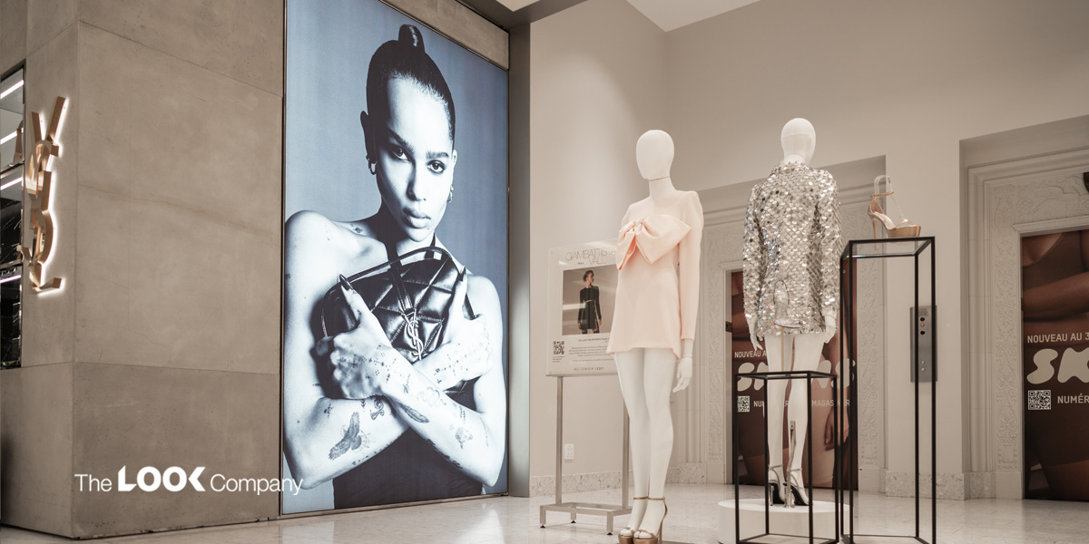 Clothing displays hotsell